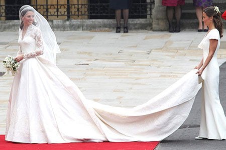 kate middleton wedding dress alexander. Kate Middleton in aÂ beautiful